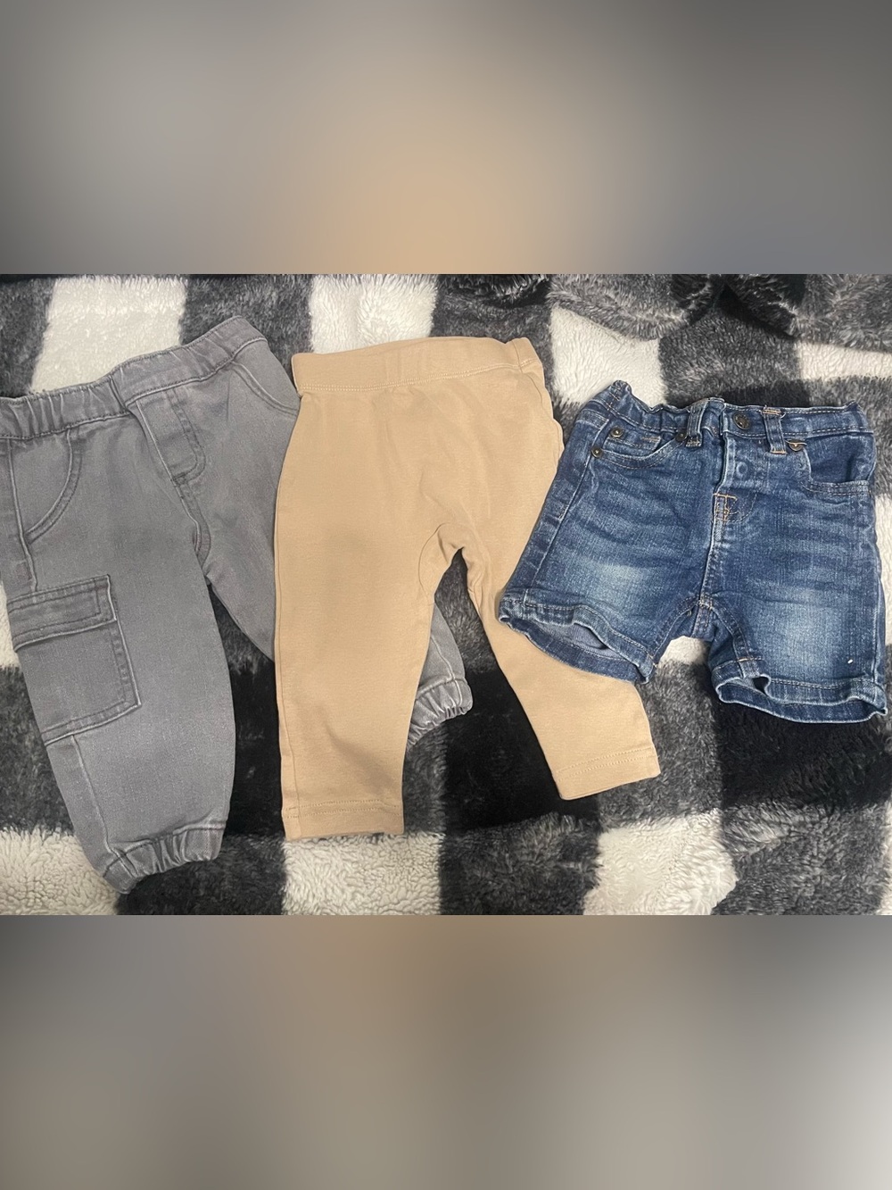 Baby 6-9M 3 piece bottom bundle